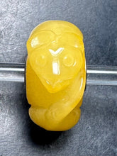 Load image into Gallery viewer, 3-12 Carved Amber Mouse Rod 10
