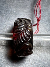Load image into Gallery viewer, 4-12 Carved Amber Feathers Rod 5
