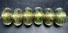 Load image into Gallery viewer, Trollbeads Ornate of Green Rod 2
