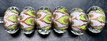 Load image into Gallery viewer, 1-12 Trollbeads Green Symphony Rod 1
