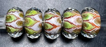 Load image into Gallery viewer, 1-12 Trollbeads Green Symphony Rod 4
