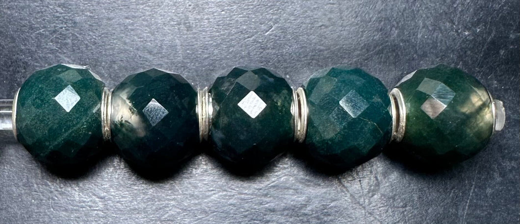 1-18 Round Green Chalcedony Facet Rod 2
