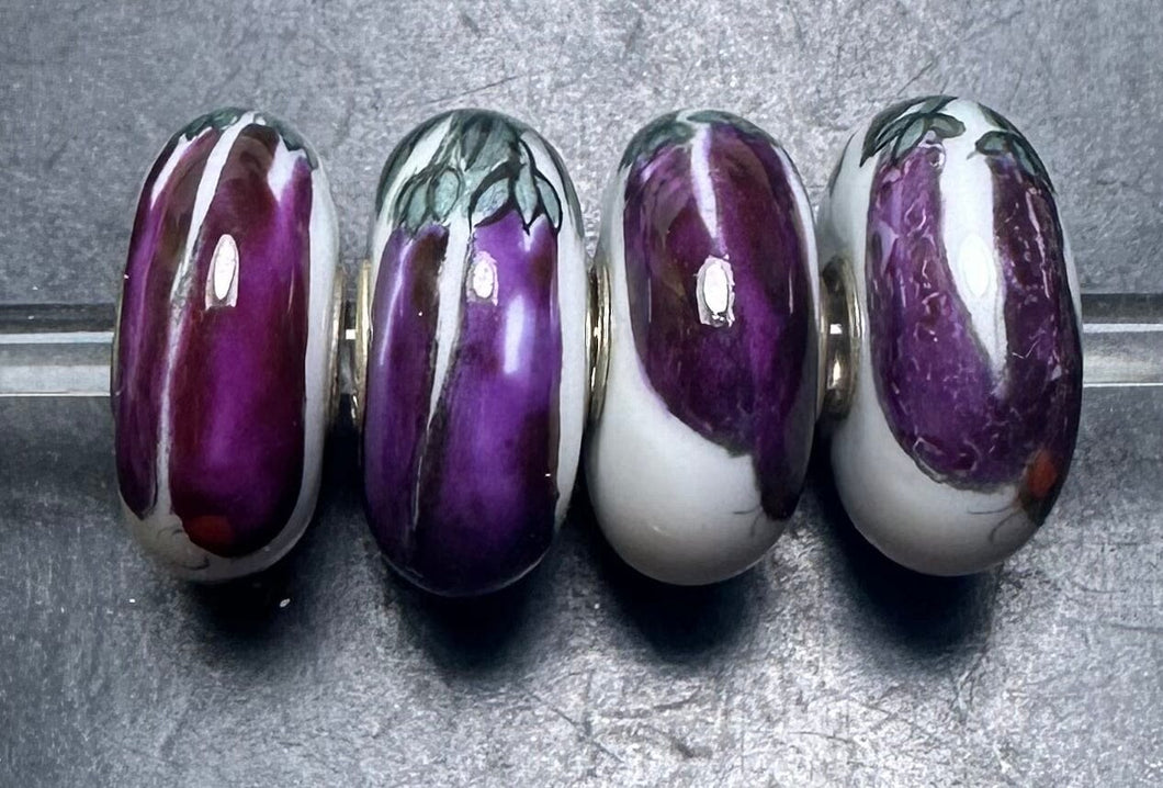 10-10 Delicate Aubergine