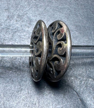 Load image into Gallery viewer, 12-17 Trollbeads Rod 11
