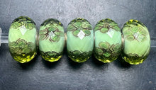 Load image into Gallery viewer, 2-15 Trollbeads Green in Bloom Rod 1
