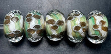 Load image into Gallery viewer, 2-15 Trollbeads Stylish Flowers Rod 2
