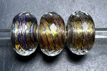 Load image into Gallery viewer, 2-4 Trollbeads Blast of Blue
