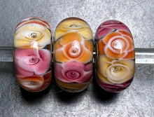 Load image into Gallery viewer, 2-4 Trollbeads Roses for Mom
