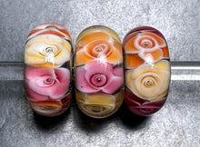 Load image into Gallery viewer, 2-4 Trollbeads Roses for Mom
