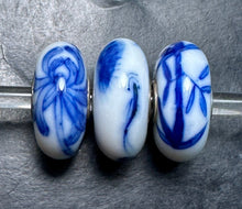 Load image into Gallery viewer, 2-9 Trollbeads Brush of Blue
