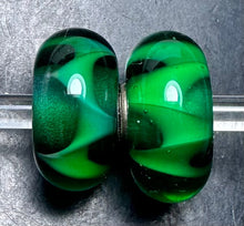 Load image into Gallery viewer, 3-14 Trollbeads Green Wave
