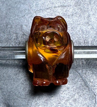 Load image into Gallery viewer, 4-21 Trollbeads Carved Amber Pig
