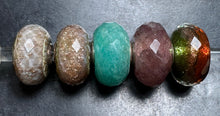 Load image into Gallery viewer, 4-22 Trollbeads Random Rod 2
