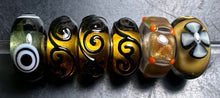 Load image into Gallery viewer, 5-12 Trollbeads Tray 2 Random Rod 19
