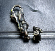Load image into Gallery viewer, 5-20 Trollbeads Art to Go Lock + Silver Rod 5
