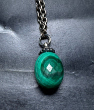 Load image into Gallery viewer, 5-21 Trollbeads Malachite 110CM Fantasy Necklace
