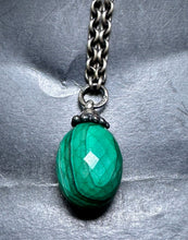 Load image into Gallery viewer, 5-21 Trollbeads Malachite 110CM Fantasy Necklace
