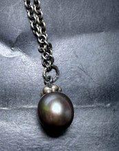 Load image into Gallery viewer, 5-21 Trollbeads Peacock Pearl 100CM Fantasy Necklace
