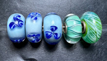 Load image into Gallery viewer, 5-29 Trollbeads Random Rod 7
