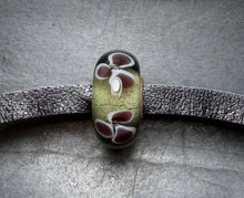 Load image into Gallery viewer, 6-10 Trollbeads Universal Bead + Leather Rod 1
