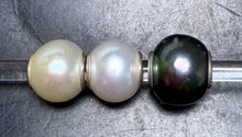 Load image into Gallery viewer, 6-16 Trollbeads Pearls
