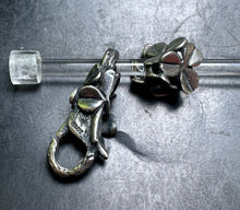 Load image into Gallery viewer, 6-3 Trollbeads Lucky Friends Lock + Silver
