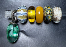 Load image into Gallery viewer, 6-30 Trollbeads Random Rod 1
