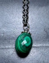 Load image into Gallery viewer, 6-4 Trollbeads Malachite 90CM Fantasy Necklace

