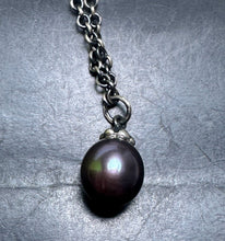 Load image into Gallery viewer, 6-4 Trollbeads Peacock Pearl 100CM Fantasy Necklace
