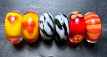 Load image into Gallery viewer, 6-5 Trollbeads Random Rod 7
