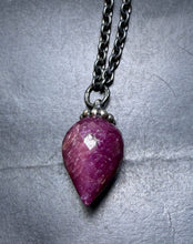 Load image into Gallery viewer, 7-27 Trollbeads Ruby 70CM Fantasy Necklace
