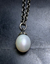 Load image into Gallery viewer, 7-28 Trollbeads White Pearl 100CM Fantasy Necklace
