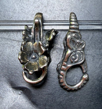 Load image into Gallery viewer, 7-30 Trollbeads Random Locks
