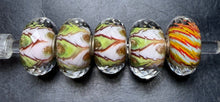 Load image into Gallery viewer, 7-6 Trollbeads Random Rod 11
