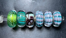Load image into Gallery viewer, 7-6 Trollbeads Random Rod 8
