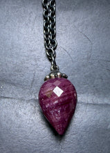 Load image into Gallery viewer, 7-27 Trollbeads Ruby 70CM Fantasy Necklace
