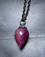 Load image into Gallery viewer, 7-27 Trollbeads Ruby 70CM Fantasy Necklace
