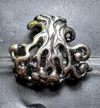 Load image into Gallery viewer, 6-8 Trollbeads Tree of Awareness
