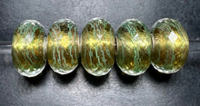 Load image into Gallery viewer, Trollbeads Ornate of Green Rod 1
