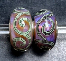 Load image into Gallery viewer, 10-4 Trollbeads Traces on Purple
