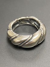 Load image into Gallery viewer, 2021 Antique Ring #10 Multiple Sizes
