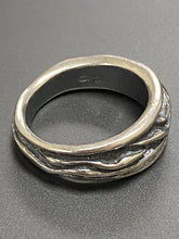 Load image into Gallery viewer, 2021 Antique Ring #2 Size 7
