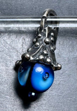 Load image into Gallery viewer, 6-27 Trollbeads Feel the Rain Pendant
