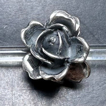 Load image into Gallery viewer, 8-18 Trollbeads Rose of June
