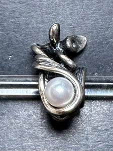 8-18 Trollbeads Snowdrop of January