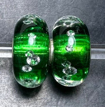 Load image into Gallery viewer, 8-18 Trollbeads The Diamond Bead, Emerald Green
