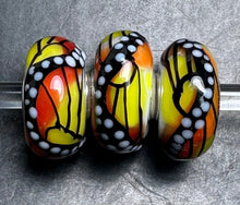 Load image into Gallery viewer, 8-2 Trollbeads Wings of Energy
