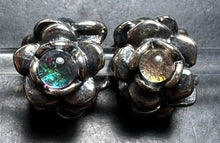 Load image into Gallery viewer, 8-30 Trollbeads Three Flowers
