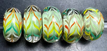 Load image into Gallery viewer, 8-9 Trollbeads Promise
