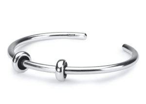 STERLING SILVER BANGLE WITH 2 X SILVER SPACERS